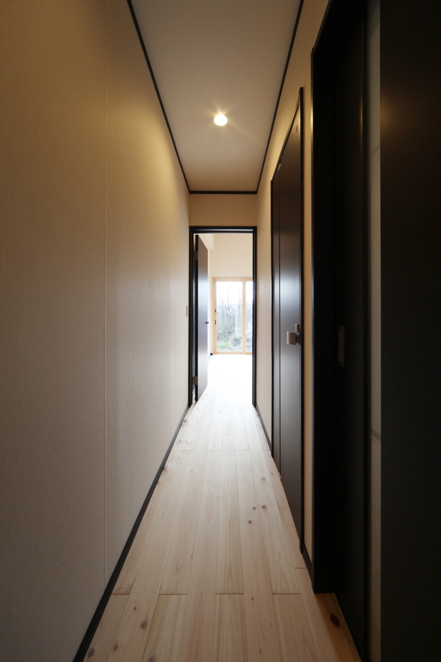 恵那市 丘の上に建つ平屋の家
