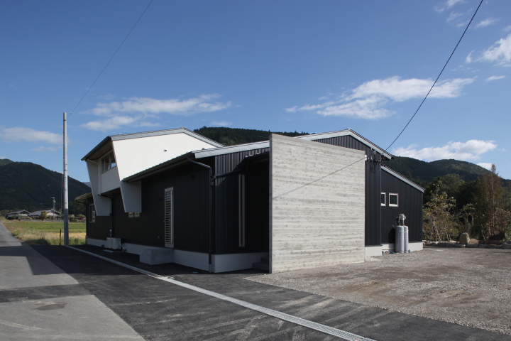 オリジナルデザインの平屋