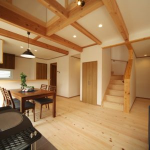 自然素材を活かした注文住宅