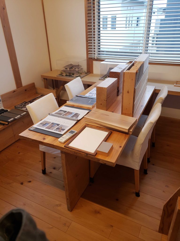 打ち合わせ用サンプルも備える