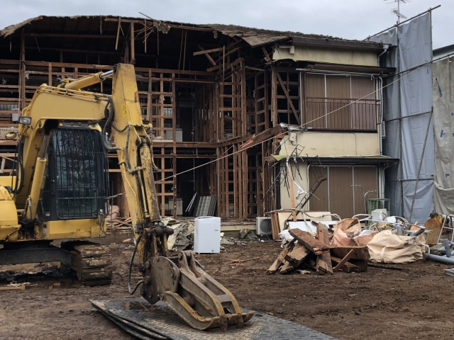 建て替えの様子