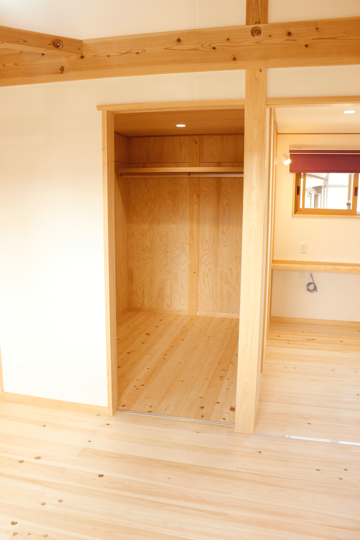 土間収納や階段付き小屋裏収納。収納充実の家づくり