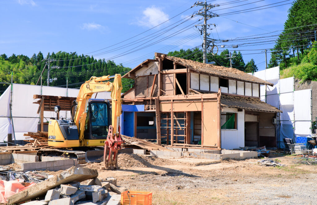 建て替え　解体