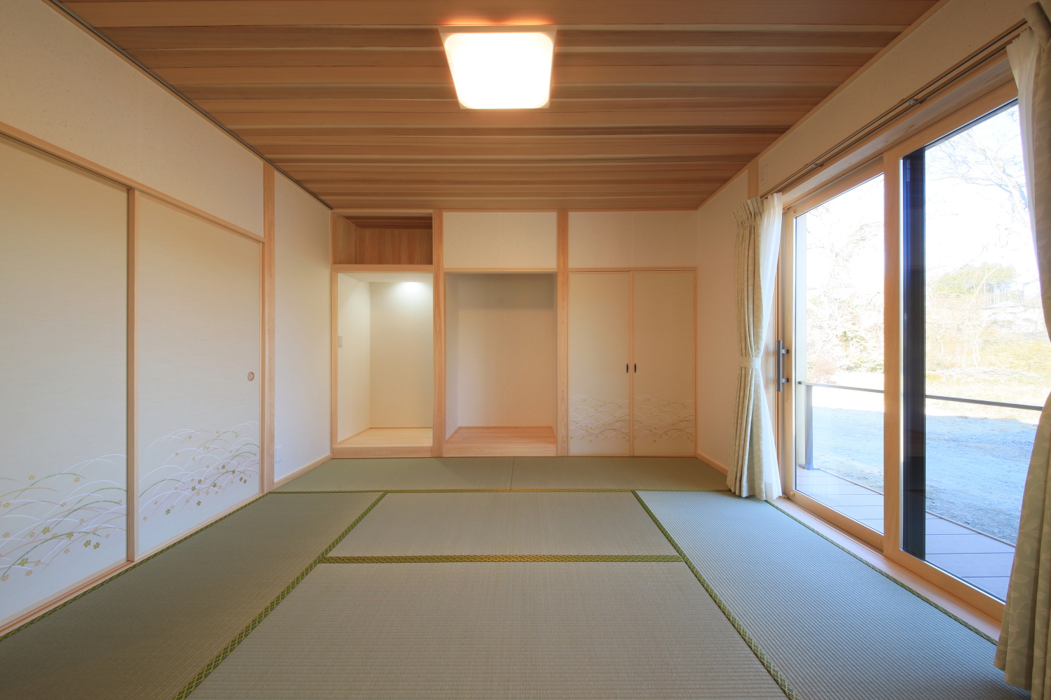 親世帯：和室壁はルナしっくい仕上