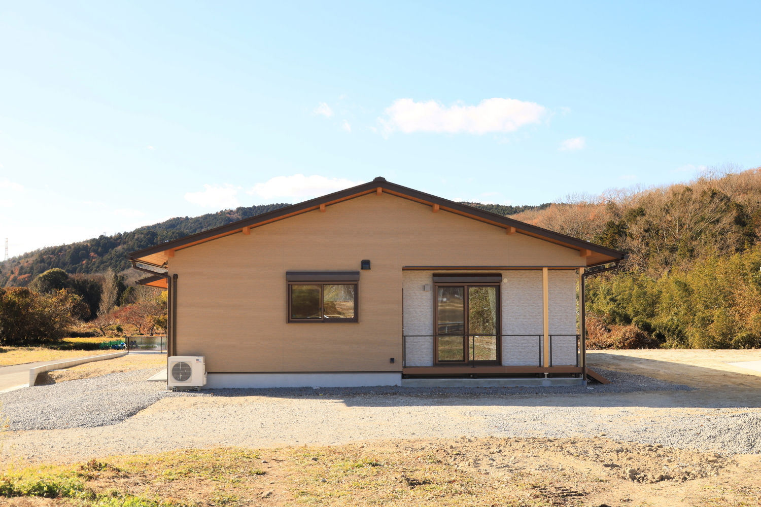 平屋の二世帯住宅の施工事例