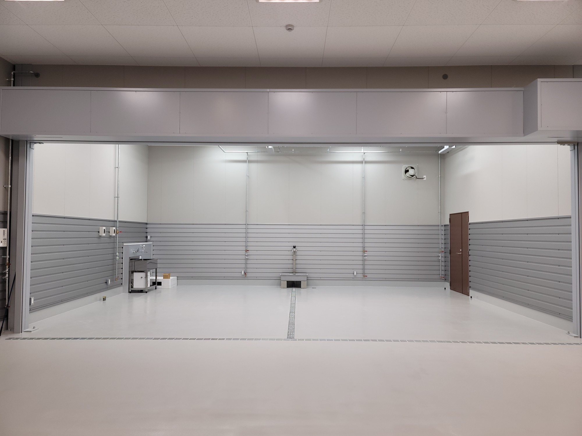 荷捌き場（床排水設備）